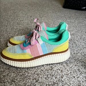 Chelsea and Violet Women’s Sneakers